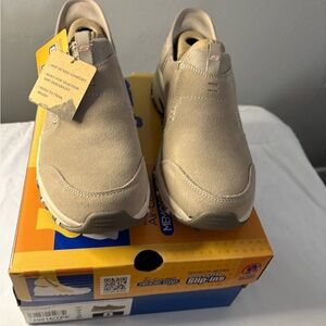Women Skechers Slip-ins ,Hillcrest Sunapee Sneaker 180016-DKTP SZ 8 Dark Taupe